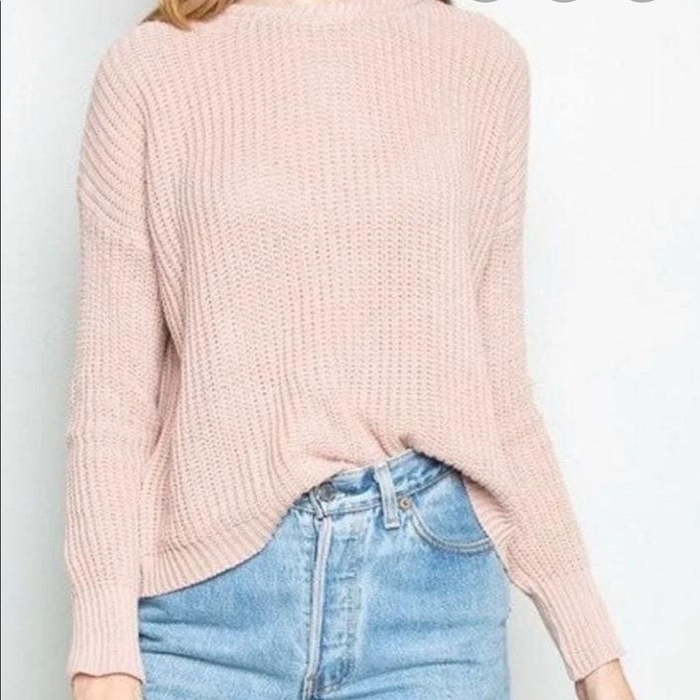 Brandy Melville Bronx knit sweater